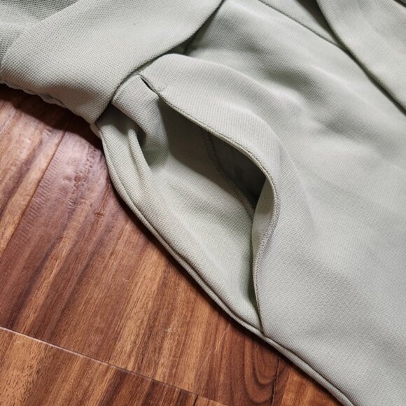 NWOT Shinestar Sage Tie Belt Jumpsuit Size Small - Picture 5 of 7